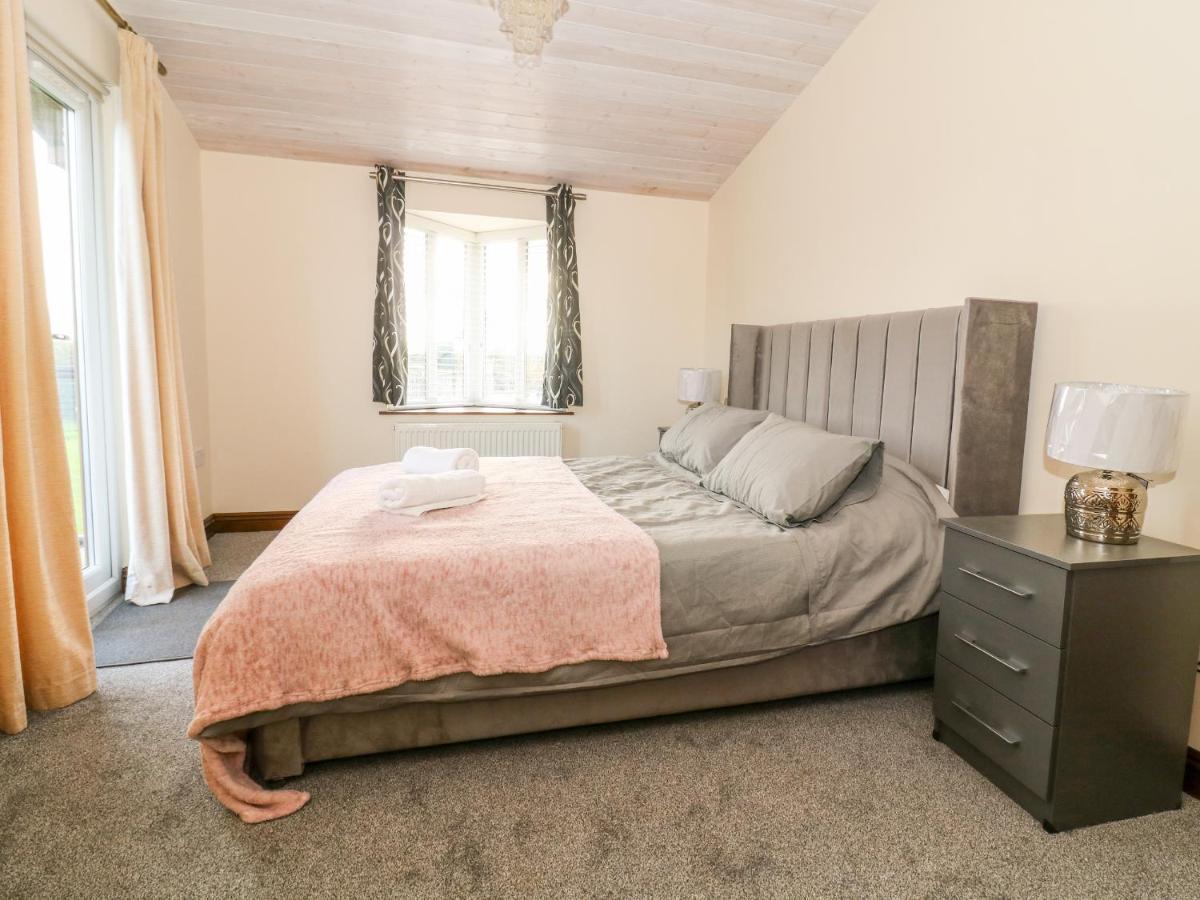 Oakwood Lodge York Eksteriør billede