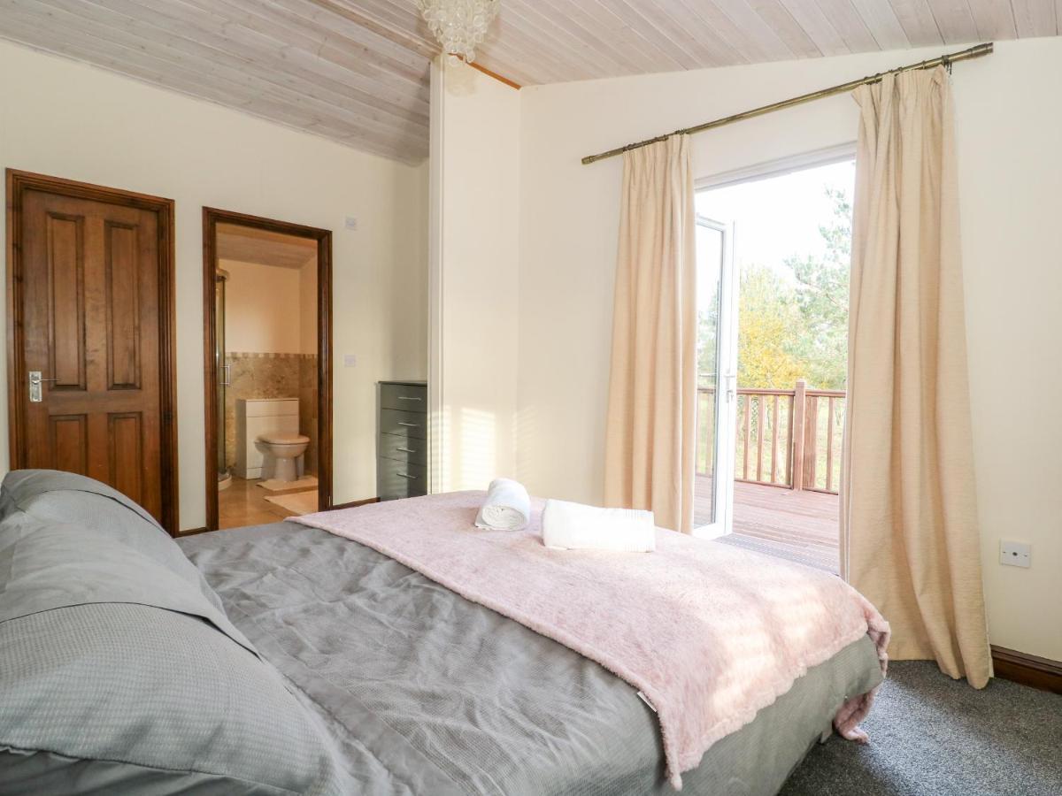 Oakwood Lodge York Eksteriør billede