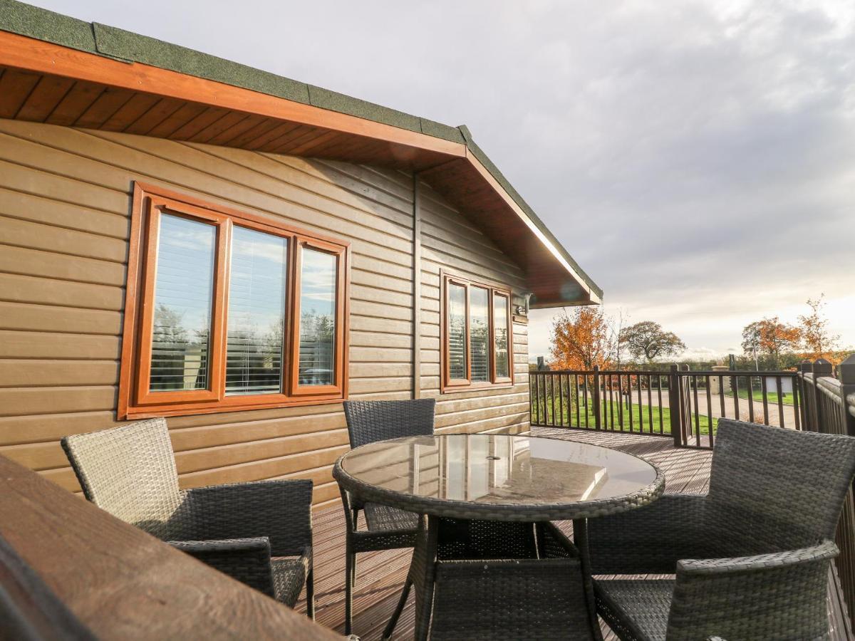Oakwood Lodge York Eksteriør billede